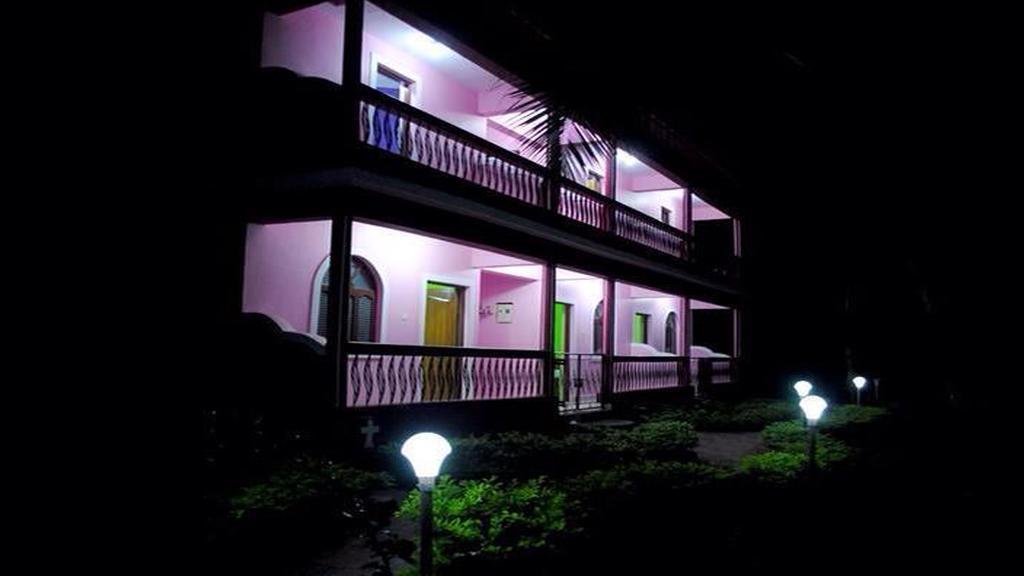 Peter'S Paradise Hotel Salcete ภายนอก รูปภาพ